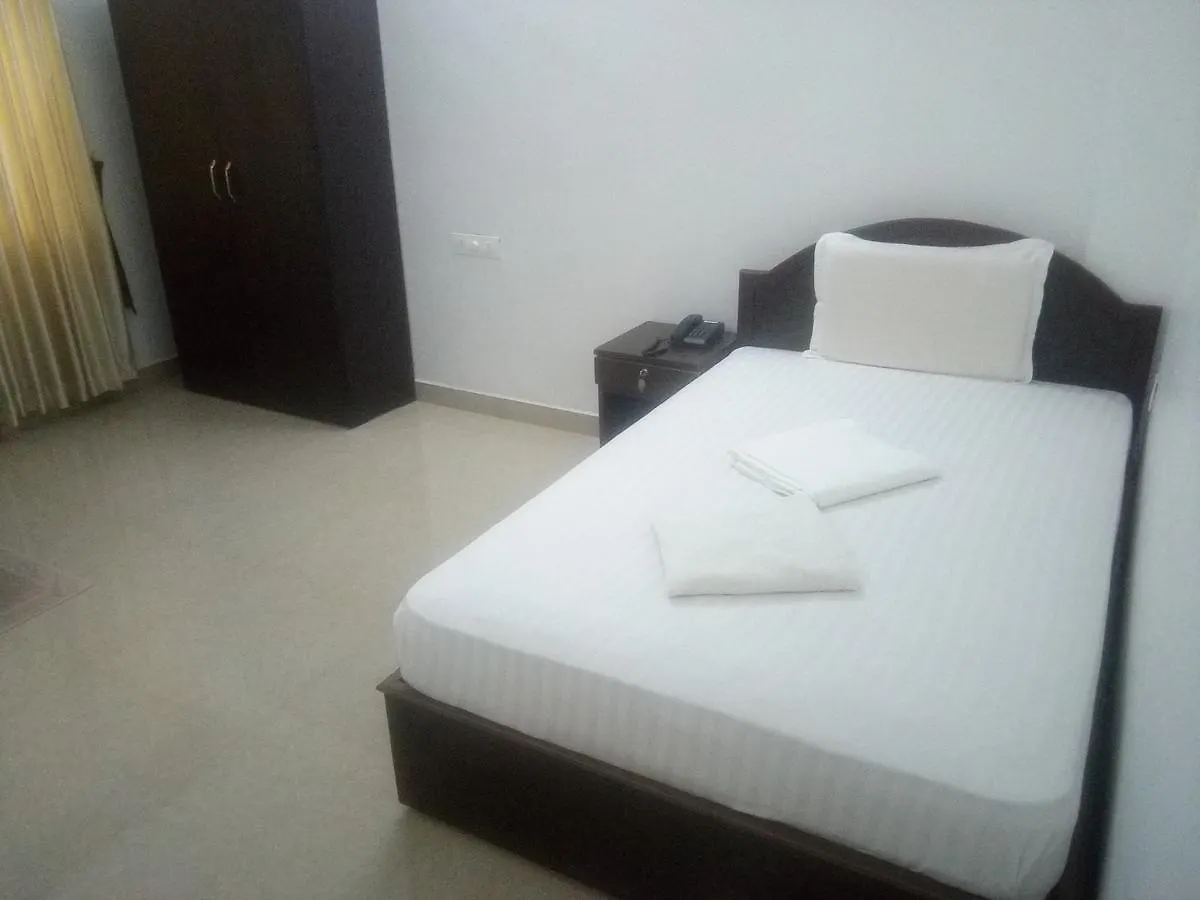 Ebenezer Plaza Hotel Nedumbassery 3*,  India
