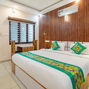 Hotel Treebo Thoduvas Star Plaza Cochin Airport